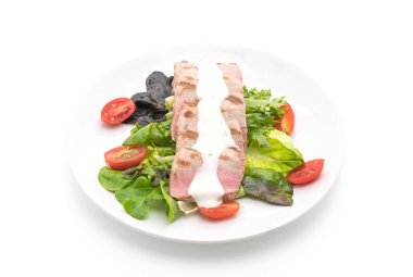 Tuna biftek salatası ile