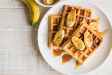 karamel ile muz gözleme