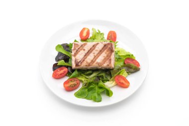 Tuna biftek salatası ile