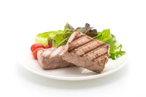 Tonijnsteak met salade — Stockfoto