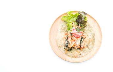 tavuk ve ıspanak salatası rulo sarma
