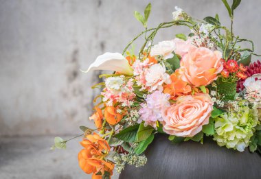 buket çiçek vazosu