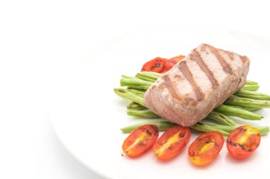 Tuna biftek salatası ile