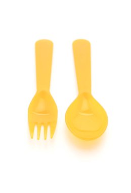 Sarı plastik kaşık ve çatal 