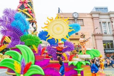 Osaka, Japonya - 21 Kasım 2016: Yeni festivale, yeniden doğmuş Parade, celeb