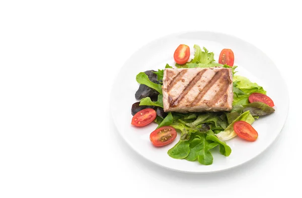 Bife de atum com salada — Fotografia de Stock