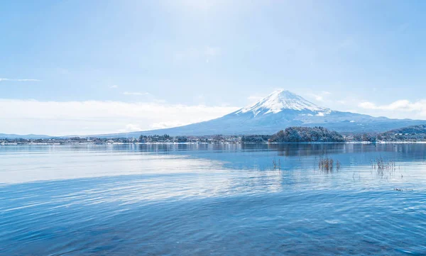 Dağ Fuji San Kawaguchiko Gölü.