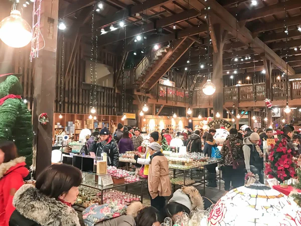 Hokkaido, Japonya - Aralık 15:2016: Otaru Mus dükkanda müzik kutuları