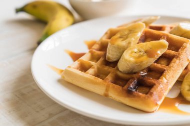 karamel ile muz gözleme