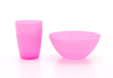 pembe plastik kase ve cam