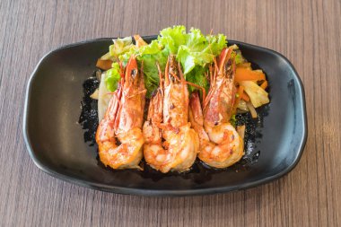 kızarmış karides veya karides 