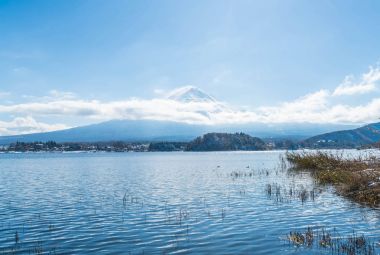 Dağ Fuji San Kawaguchiko Gölü.