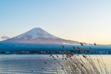 Dağ Fuji San Kawaguchiko Gölü.