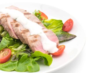 Tuna biftek salatası ile