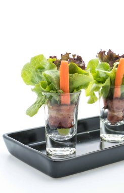 pastırma ile salata rulo