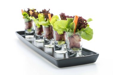 pastırma ile salata rulo