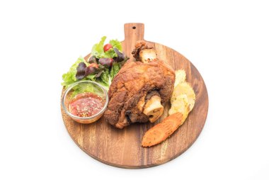 Gevrek domuz knuckle veya Alman domuz Hocks