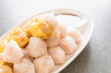  Akış karides köfte soslu