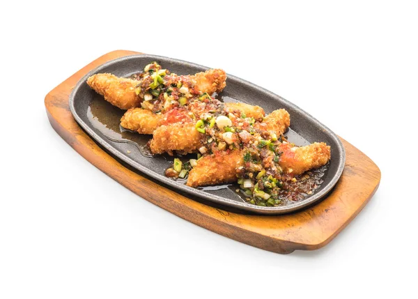 Kızarmış Balık sopa baharatlı sos ile