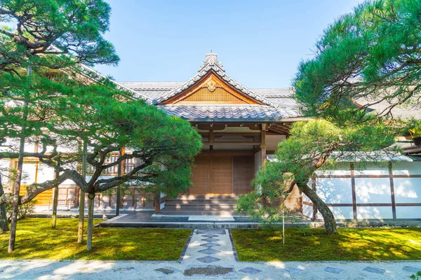 Gümüş Pavilion Ginkakuji Tapınağı'nda güzel mimari