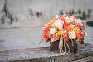 buket çiçek vazosu