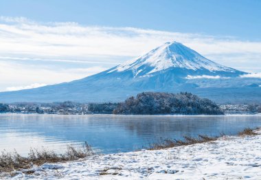 Dağ Fuji San Kawaguchiko Gölü.