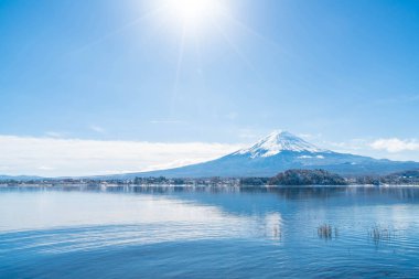 Dağ Fuji San Kawaguchiko Gölü.