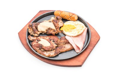 sıcak plaka üzerinde ızgara biftek mix