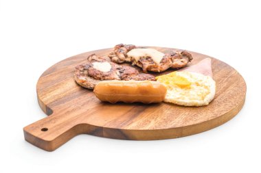 ahşap plaka üzerinde ızgara biftek mix