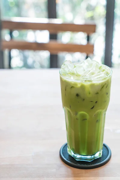 冰的绿茶拿铁咖啡 — 图库照片