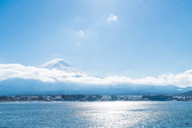 Dağ Fuji San Kawaguchiko Gölü.