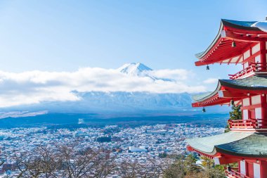 Mt. Fuji Chureito Pagoda Güz, Fujiyoshida ile.