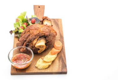 Gevrek domuz knuckle veya Alman domuz Hocks