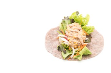 ton balıklı Mısır salata ile salata rulo sarma