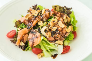 duman somon salatası