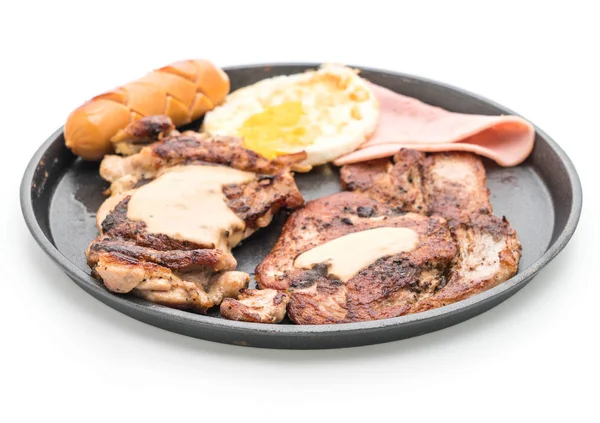 sıcak plaka üzerinde ızgara biftek mix