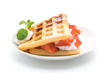 çilek beyaz ile waffle