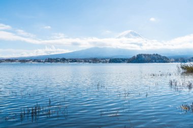 Dağ Fuji San Kawaguchiko Gölü.