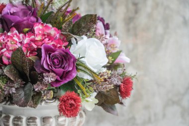 buket çiçek vazosu