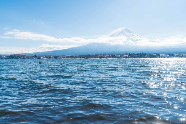 Góry San Fuji Kawaguchiko nad jeziorem. — Zdjęcie stockowe