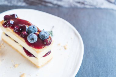 yaban mersini peynirli kek