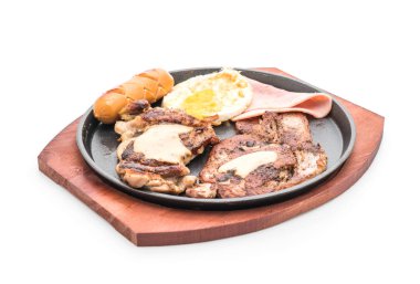 sıcak plaka üzerinde ızgara biftek mix