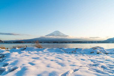 Dağ Fuji San Kawaguchiko Gölü.