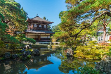 Gümüş Pavilion Ginkakuji Tapınağı'nda güzel mimari