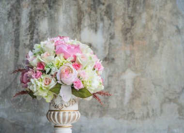 buket çiçek vazosu