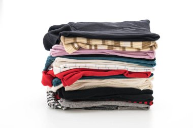 giyim üzerine beyaz yığınları 