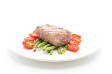 Tuna biftek salatası ile