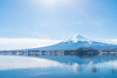 Dağ Fuji San Kawaguchiko Gölü.