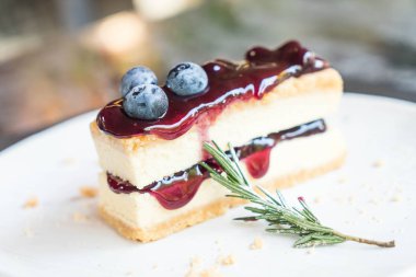 yaban mersini peynirli kek