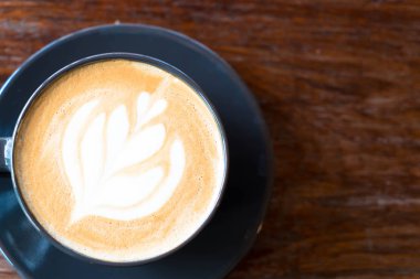 Sıcak latte kahve fincanı